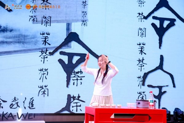 点点金 徐汇区总工会推动基层企业工会与街道工会共同举办职工技能大赛